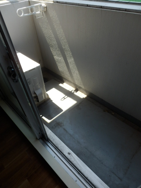 15/22 バルコニー