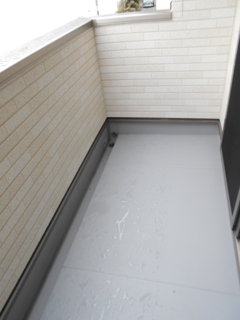 15/28 バルコニー