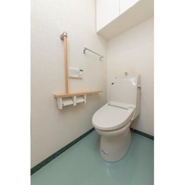6/8 トイレ
