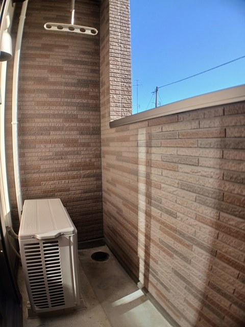 13/20 バルコニー