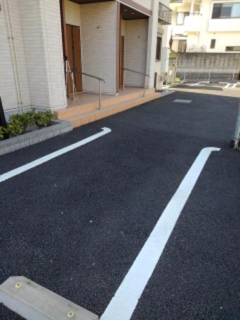 14/20 駐車場