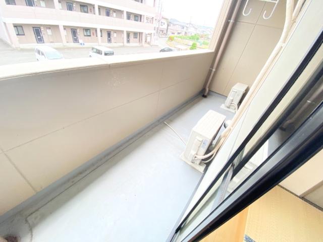 19/25 バルコニー