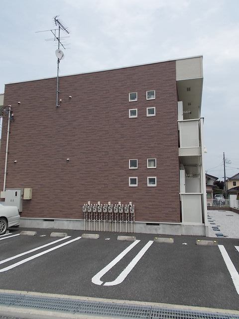14/20 駐車場
