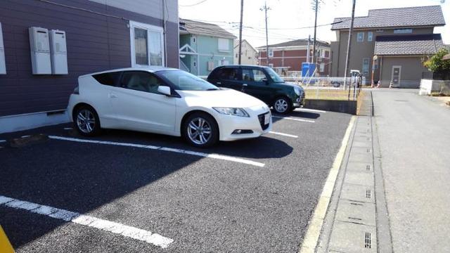 14/22 駐車場