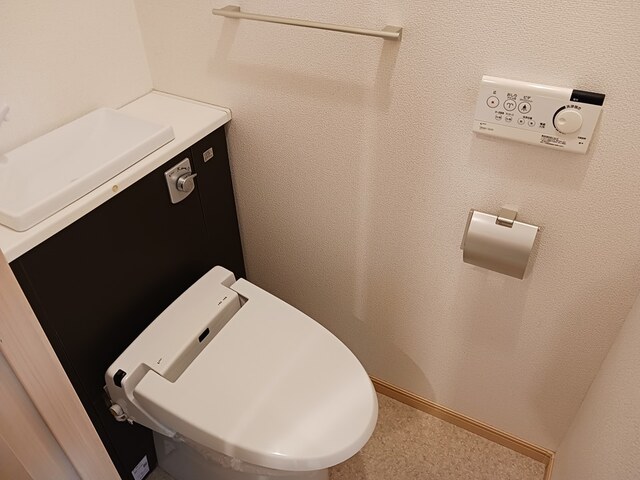 16/30 トイレ