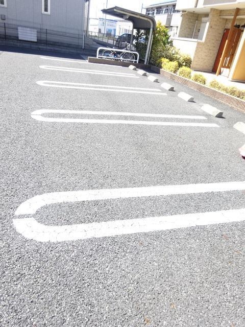 14/20 駐車場
