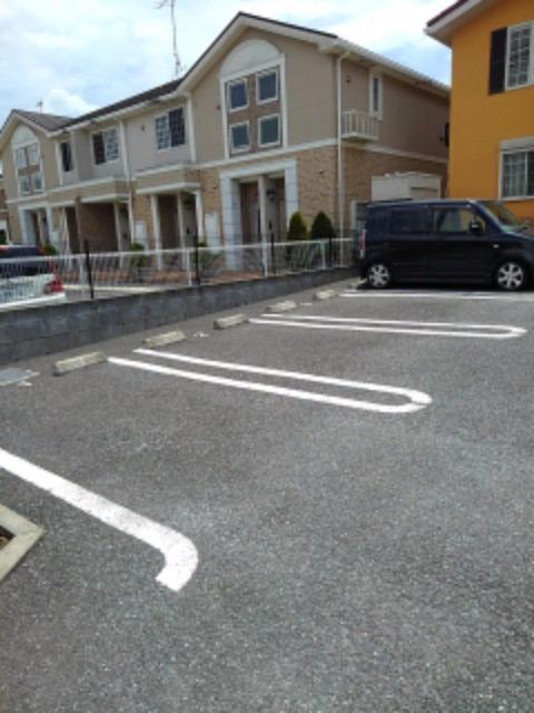 14/20 駐車場