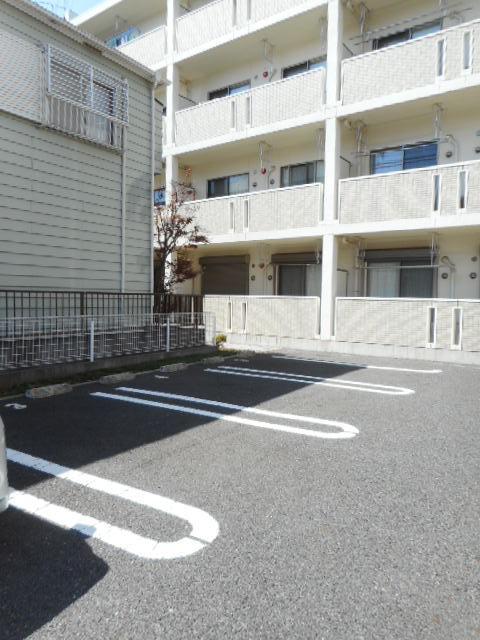 16/24 駐車場