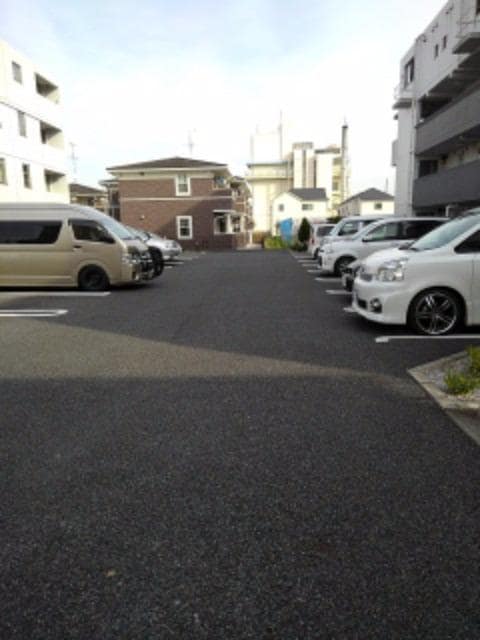 14/20 駐車場