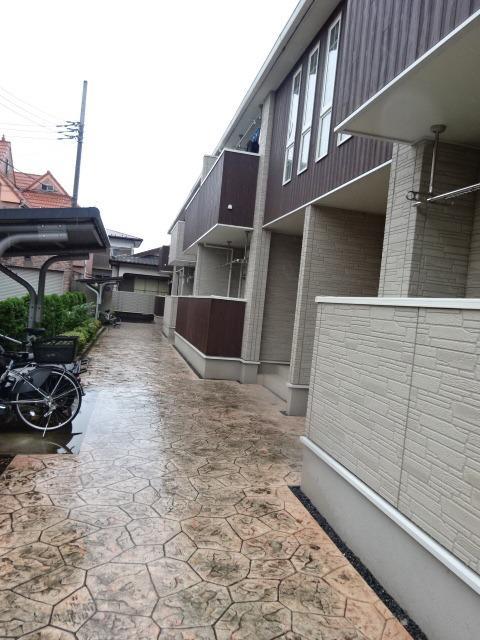 21/30 エントランス