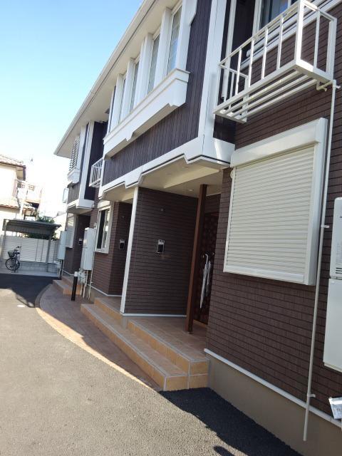 13/22 エントランス