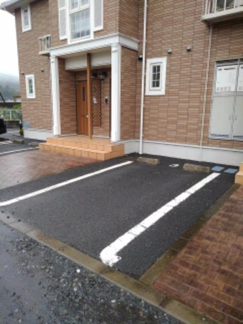19/25 駐車場