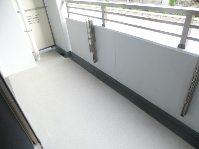 13/30 バルコニー