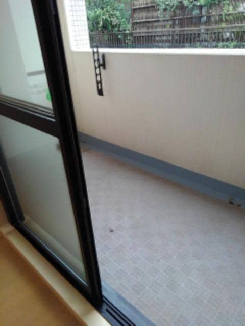 16/27 バルコニー