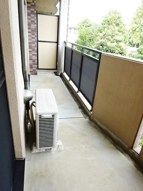 16/28 バルコニー