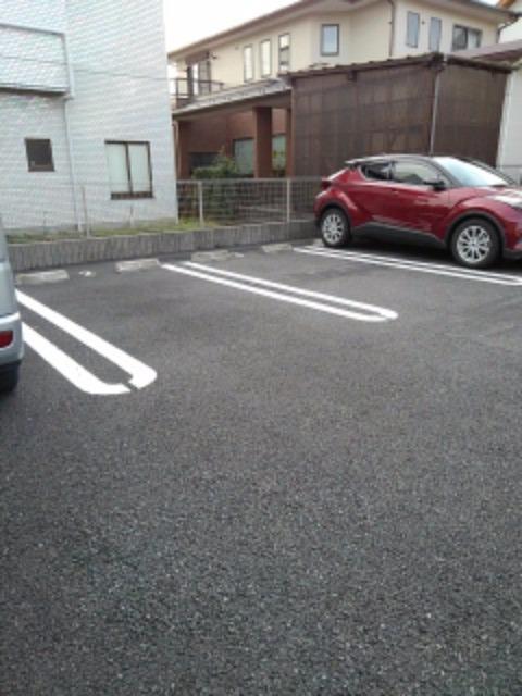 14/22 駐車場