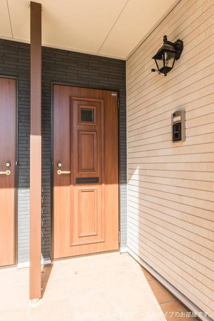 14/20 エントランス