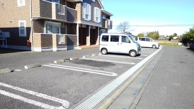 14/20 駐車場