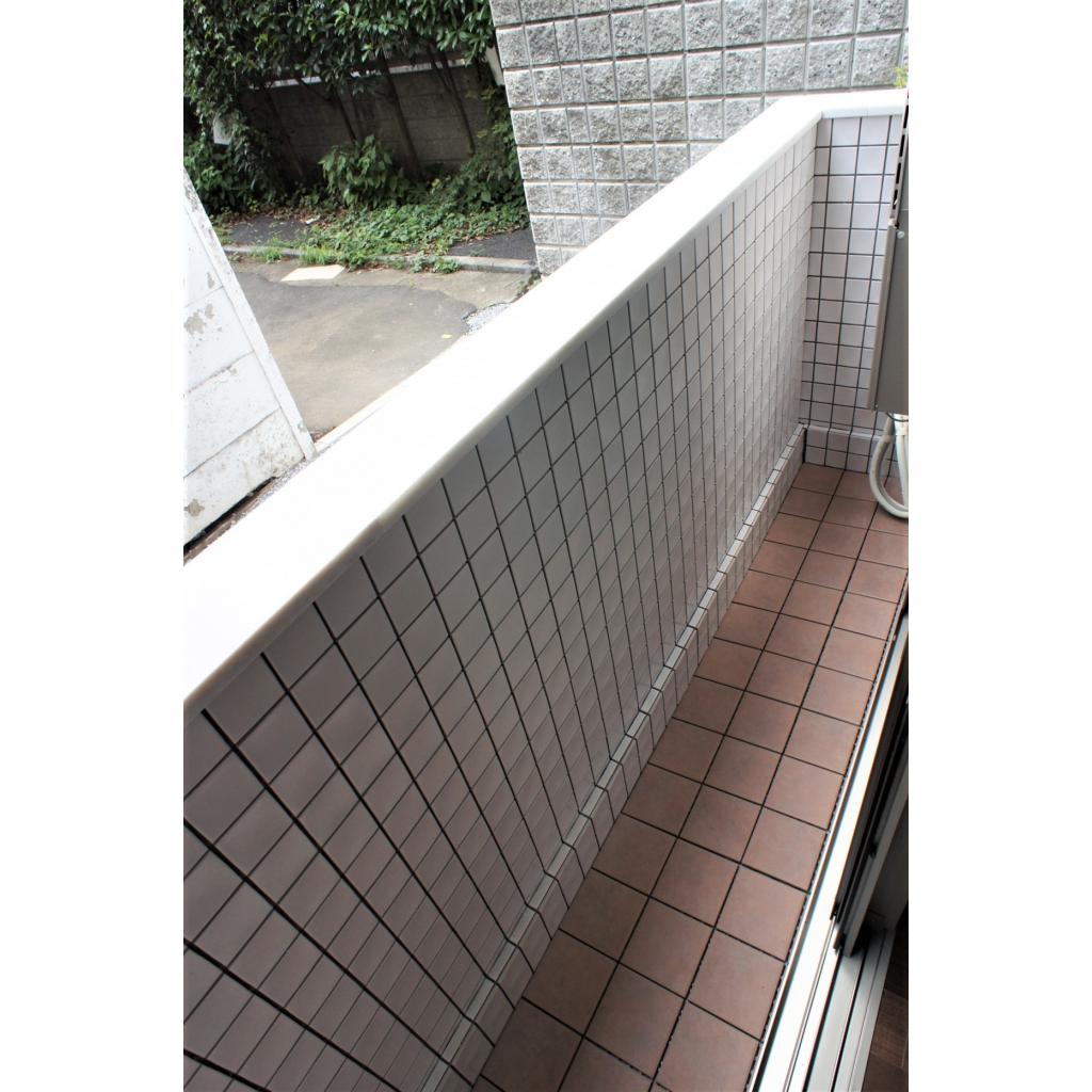 13/18 バルコニー