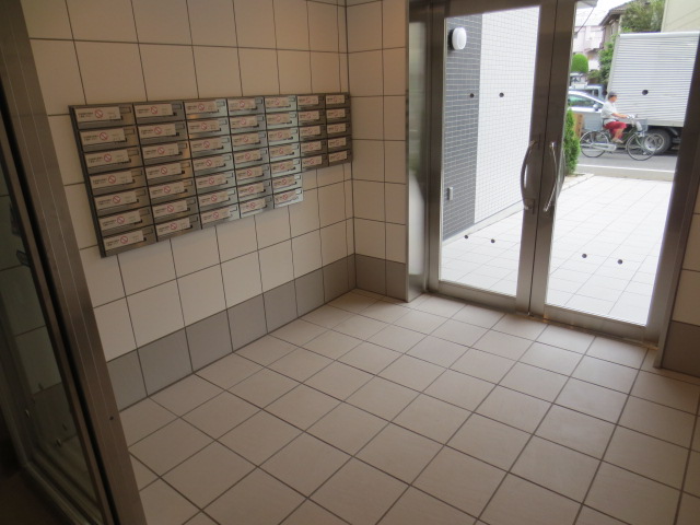 29/30 エントランス