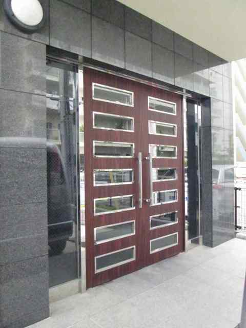 14/22 エントランス