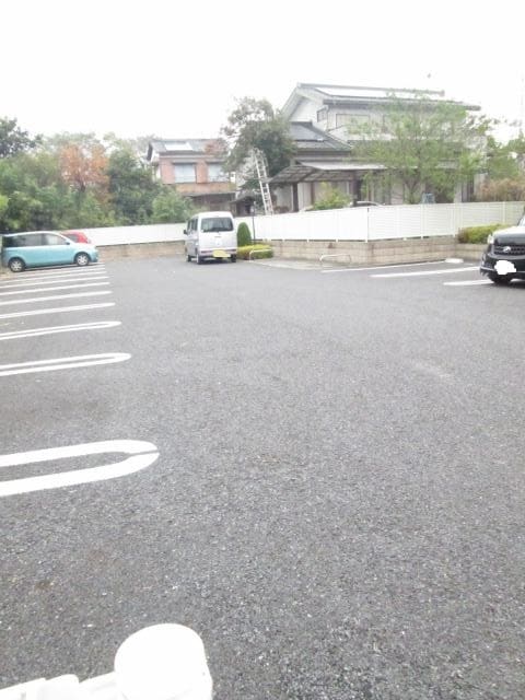 19/27 駐車場