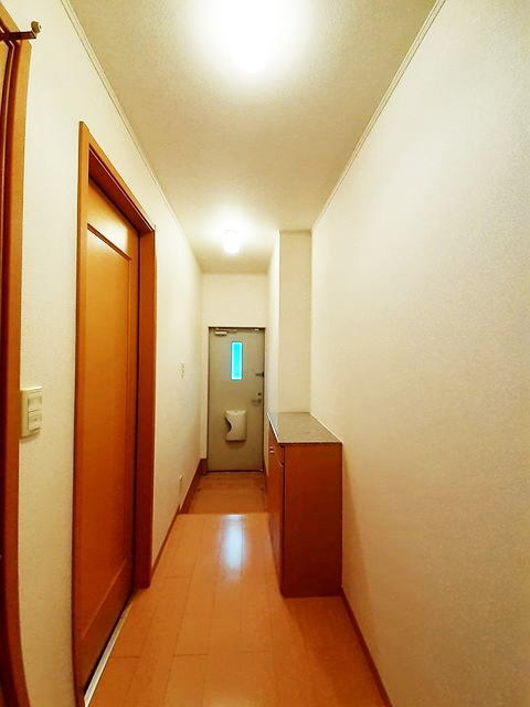 13/20 エントランス