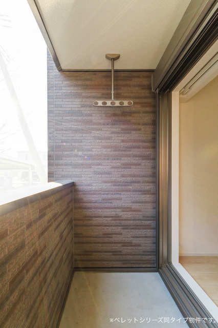 15/26 バルコニー