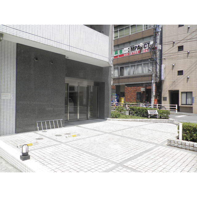 2/8 エントランス