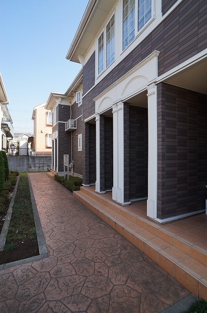 21/28 エントランス