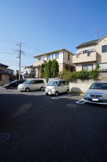 14/20 駐車場