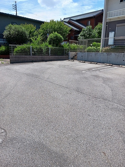 2/8 駐車場