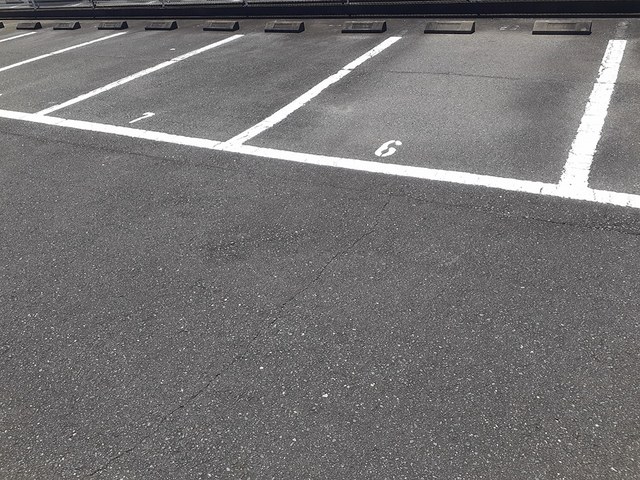 16/22 駐車場