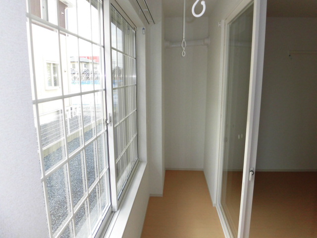 18/28 バルコニー