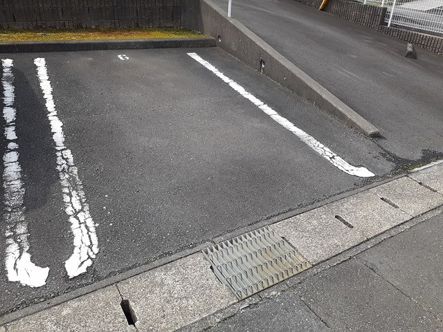14/20 駐車場
