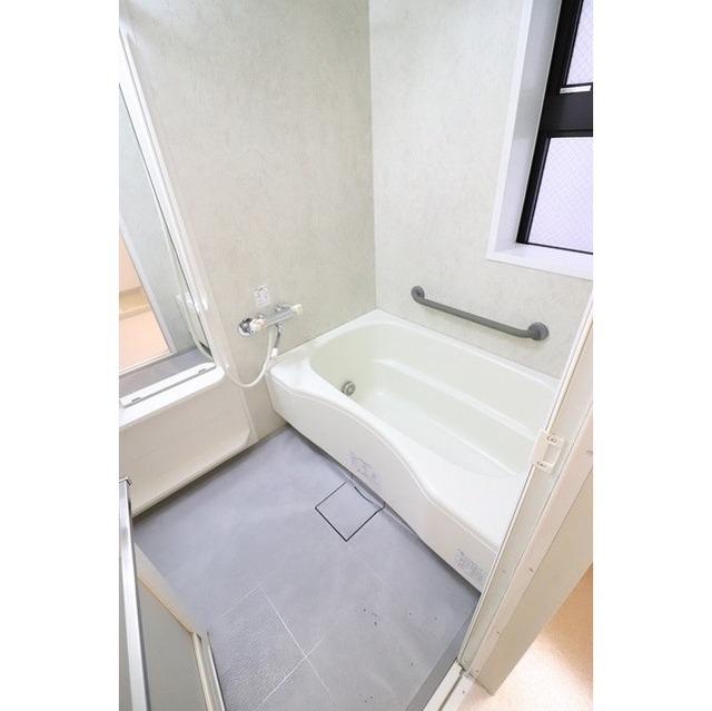 21/22 エントランス