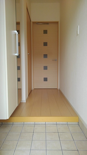 5/20 玄関