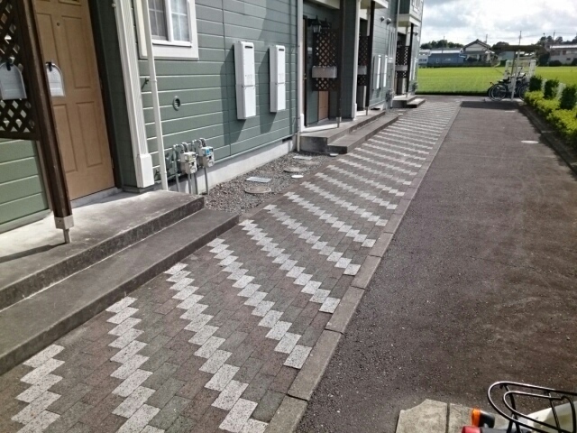 13/20 エントランス