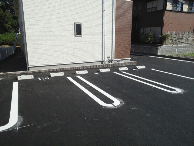 2/10 駐車場
