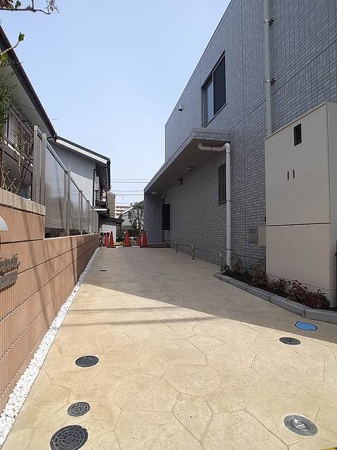 14/20 エントランス