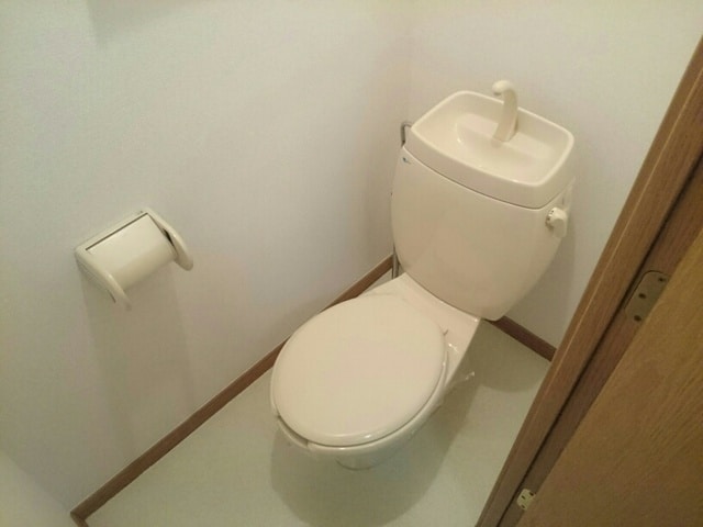 13/27 トイレ