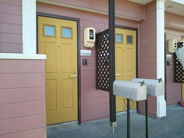 20/27 エントランス