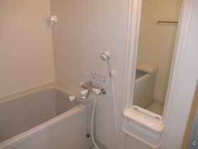 17/24 浴室