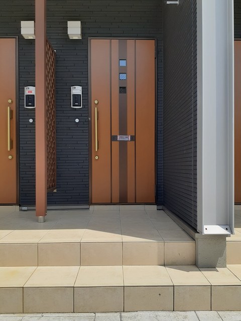 13/20 エントランス