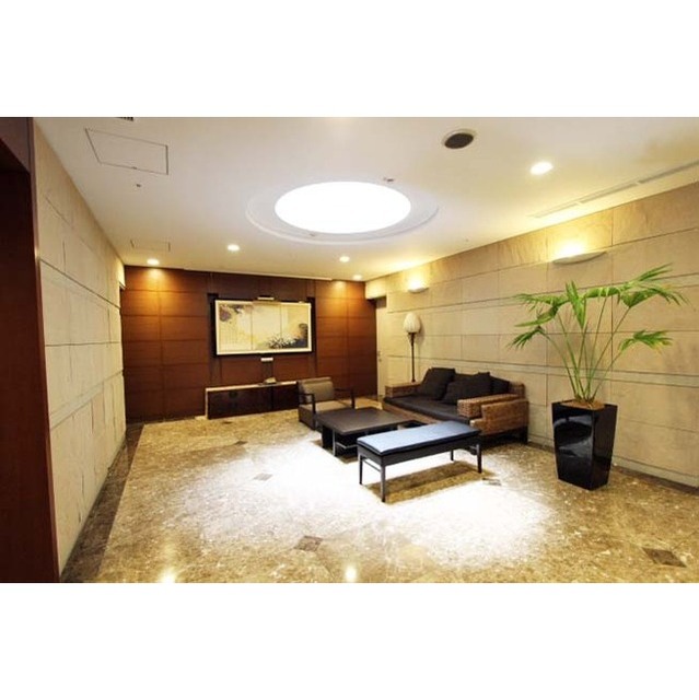 15/17 エントランス