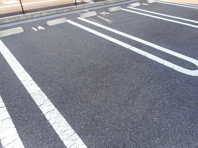 14/20 駐車場
