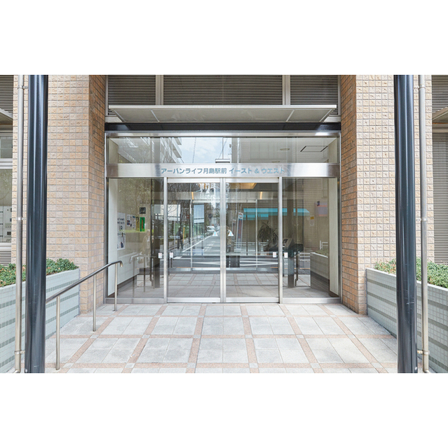 8/10 エントランス