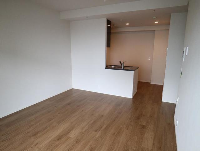 13/28 リビング/ダイニング