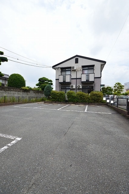 17/23 駐車場