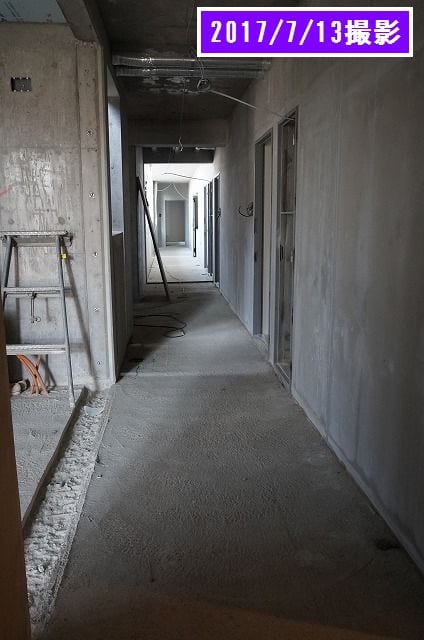 14/20 エントランス